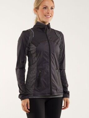 Lululemon Run: Featherweight Hybrid Jacket | Black | Size 4 | NWOT